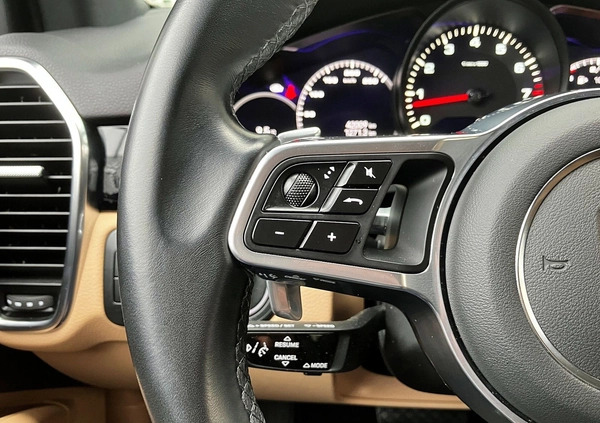 Porsche Cayenne cena 379000 przebieg: 42025, rok produkcji 2021 z Sokołów Małopolski małe 781